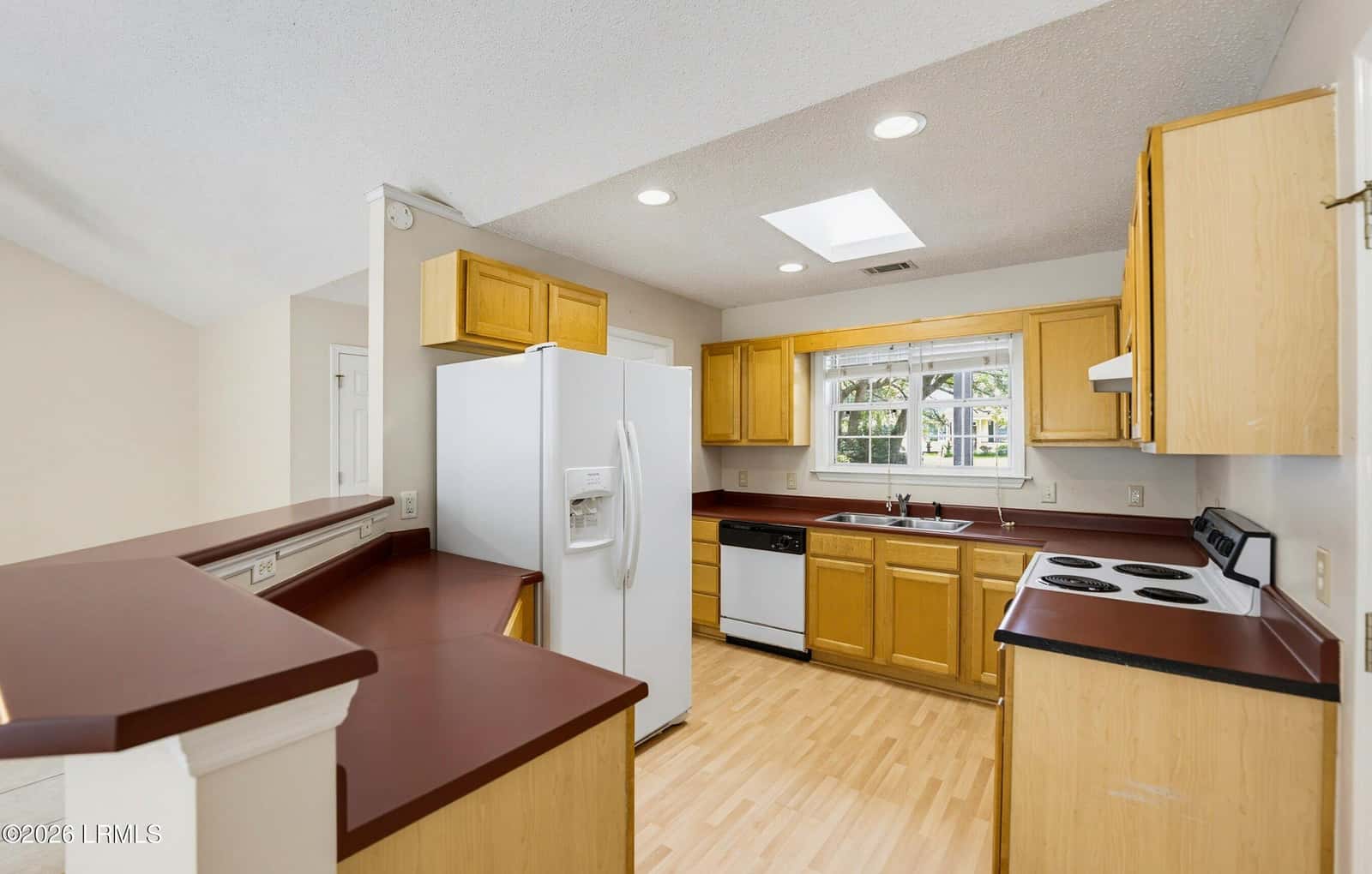 27 Telfair Drive, Beaufort, SC 29907 — photo 13 of 35