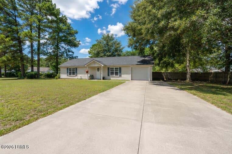 77 Pelican Circle, Beaufort, SC 29906 — photo 3 of 30