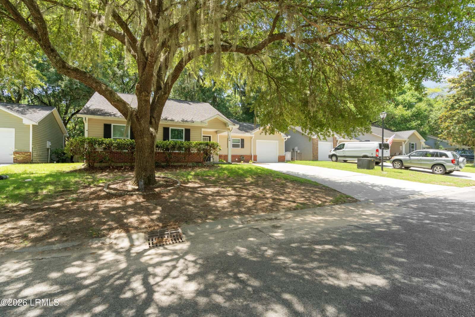 30 Brindlewood Drive, Beaufort, SC 29907 — photo 4 of 39