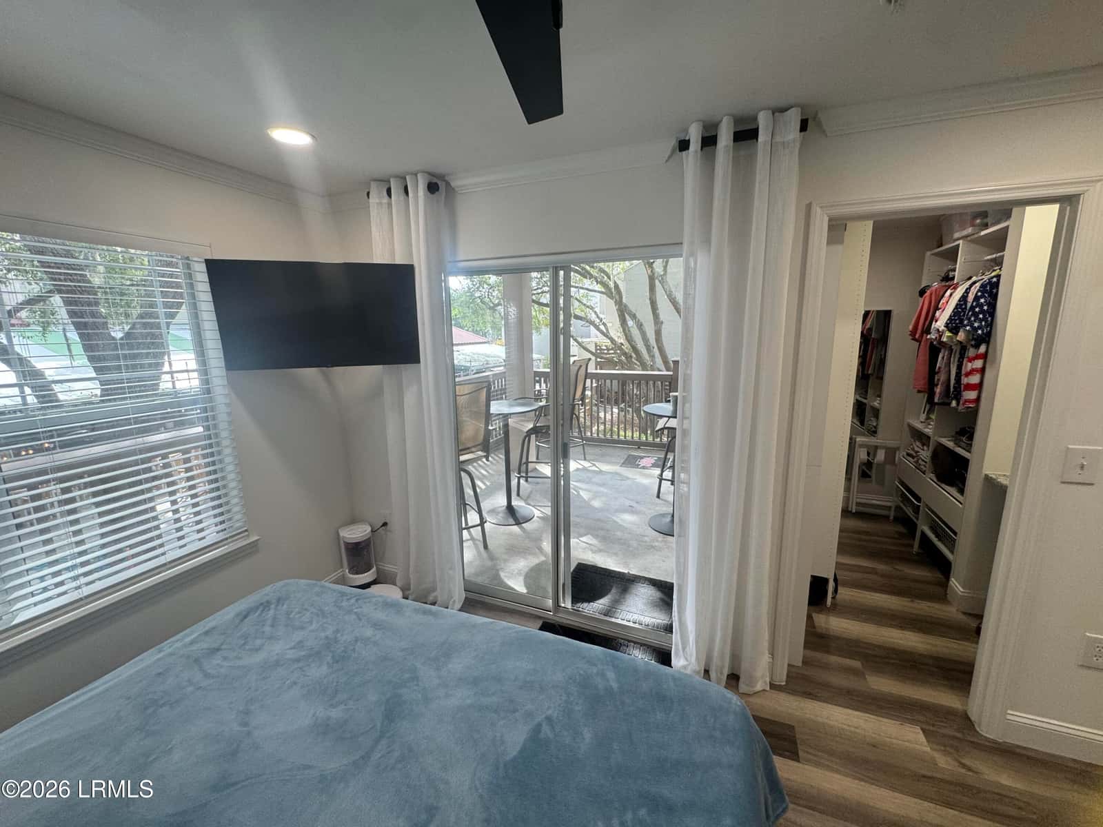 70 Helmsman Way 1405, Hilton Head Island, SC 29928 — photo 10 of 24