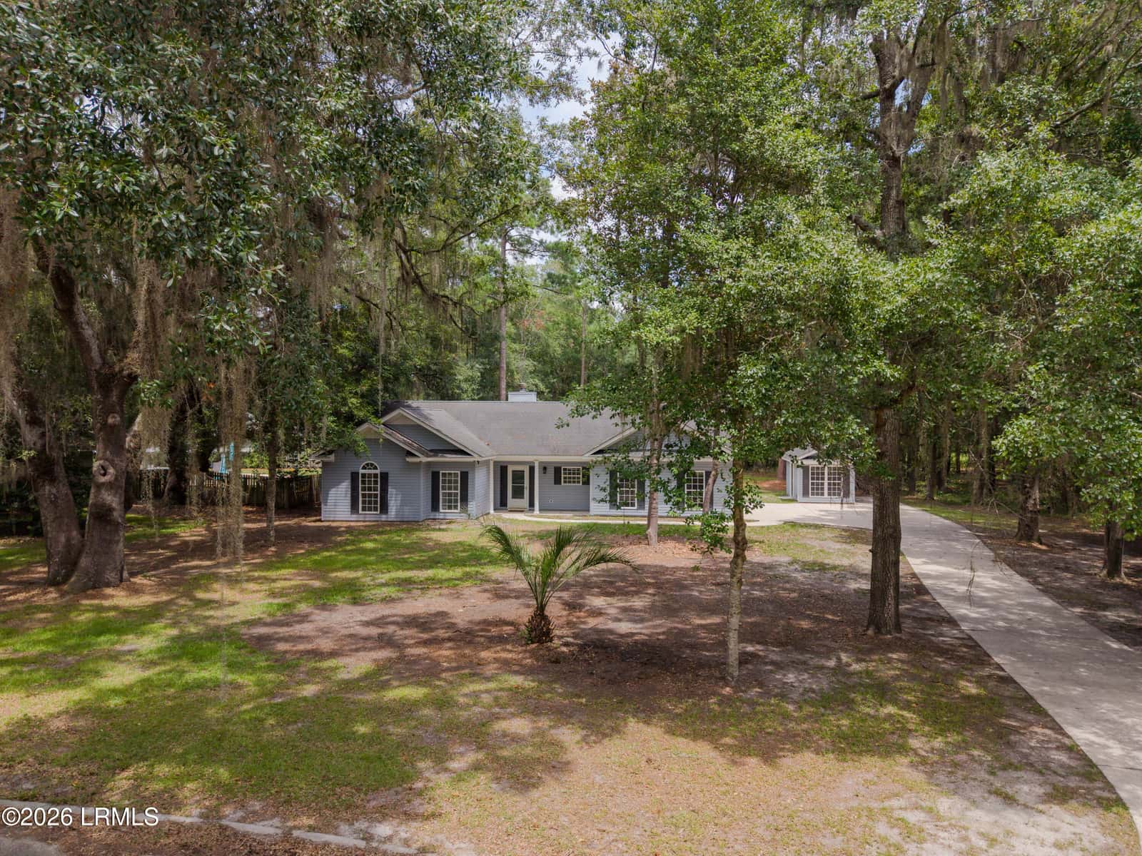 19 Woods Court, Ridgeland, SC 29936 — photo 2 of 24