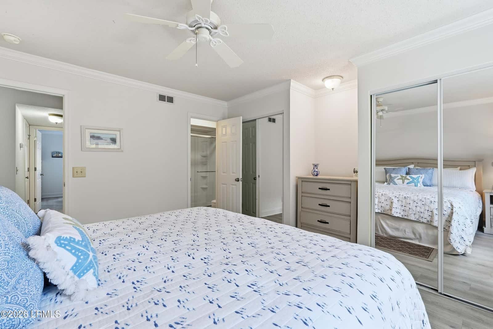 25 Deallyon Avenue 145, Hilton Head Island, SC 29928 — photo 11 of 20