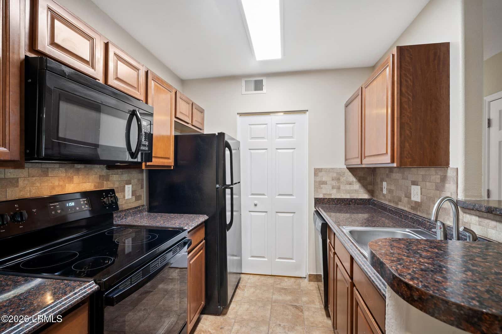 897 Fording Island Road 310, Bluffton, SC 29910 — photo 13 of 35