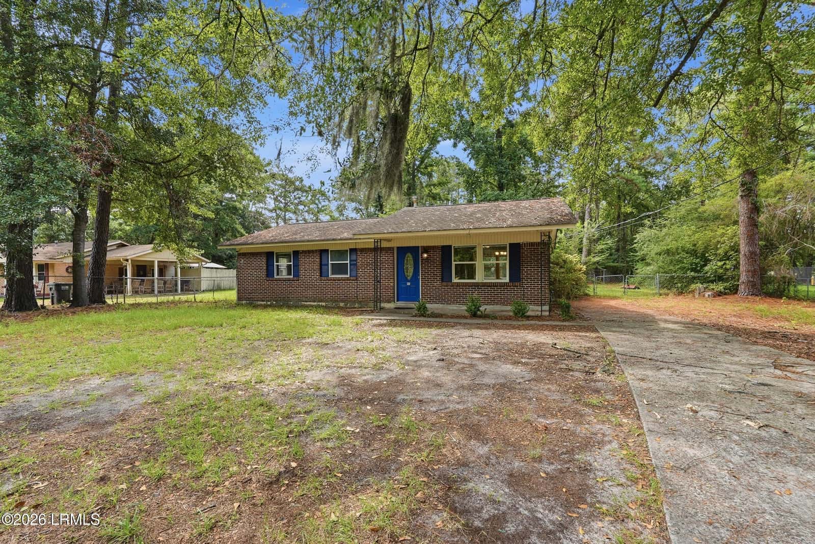195 Bay Pines Road, Beaufort, SC 29906 — photo 3 of 27