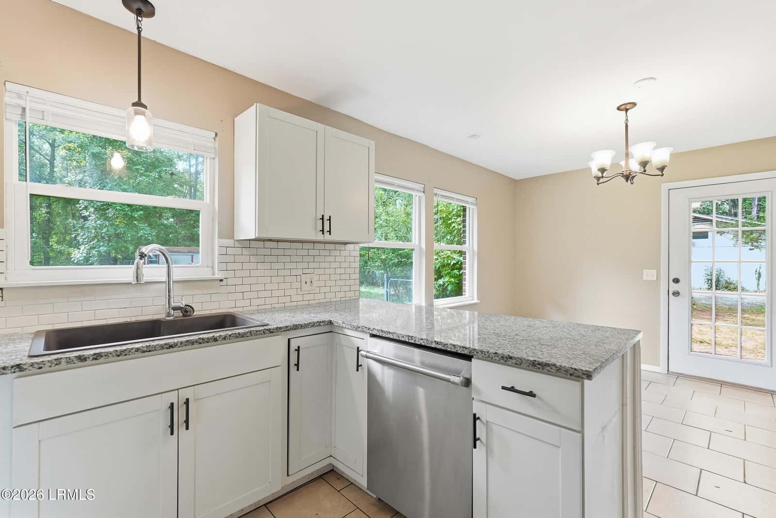 195 Bay Pines Road, Beaufort, SC 29906 — photo 12 of 27