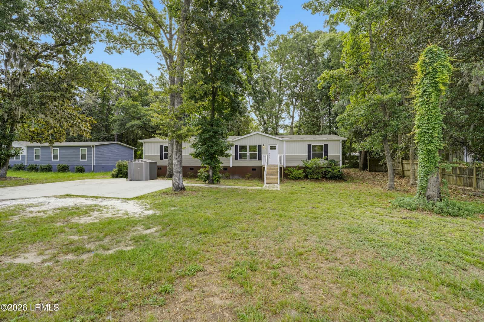 96 Sams Point Road, Beaufort, SC 29907 — photo 1 of 30
