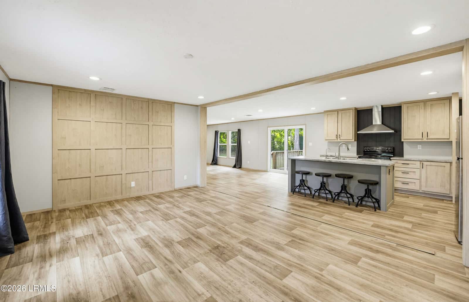 96 Sams Point Road, Beaufort, SC 29907 — photo 4 of 30