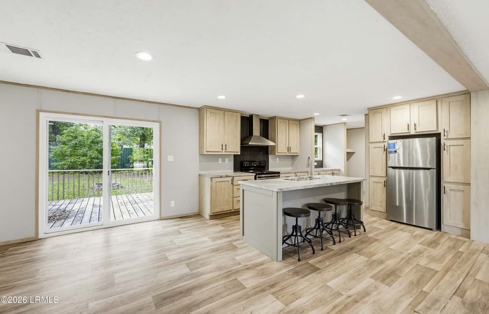 96 Sams Point Road, Beaufort, SC 29907 — photo 7 of 30