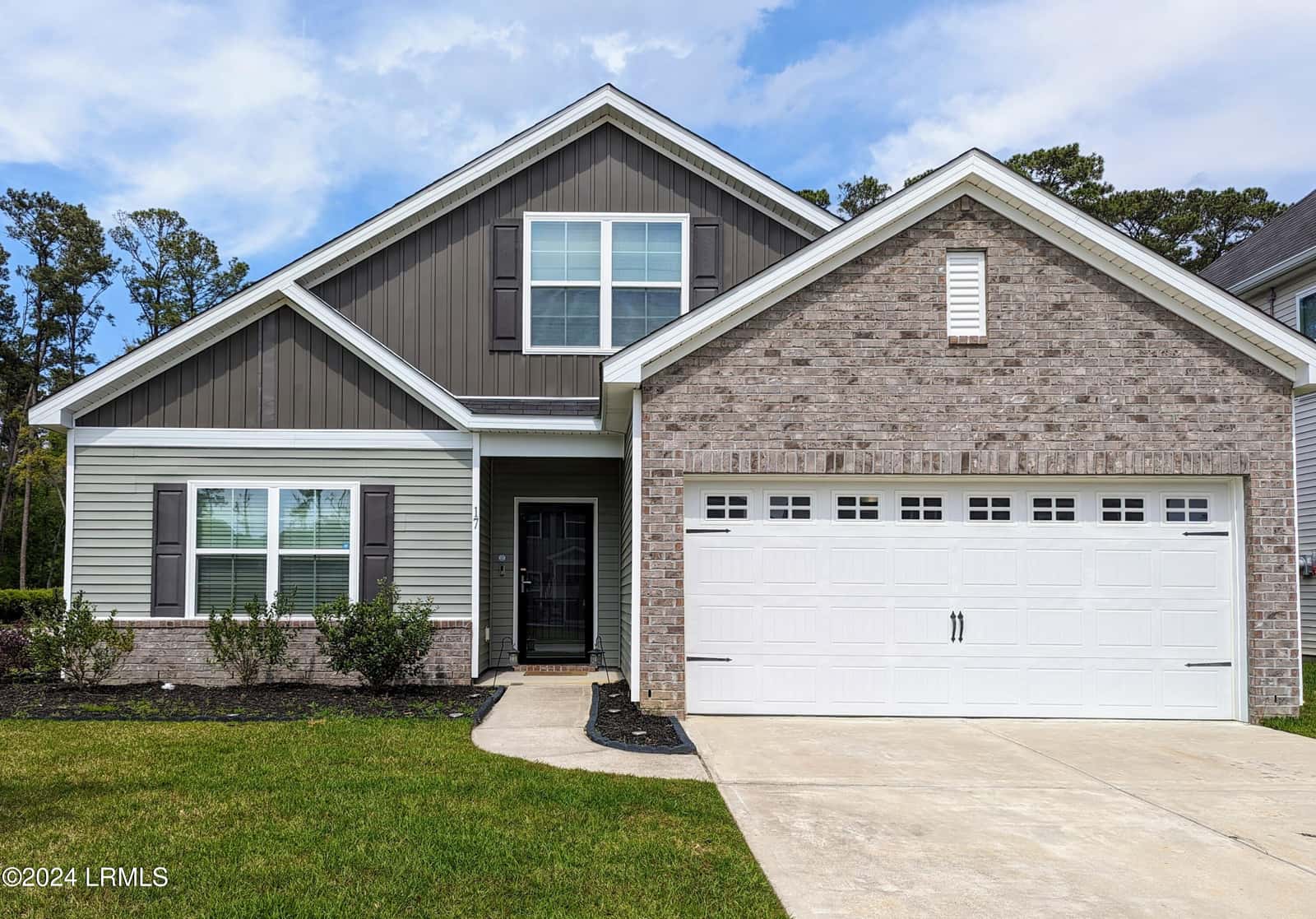 17 Chestnut Street, Beaufort, SC 29906 — photo 1 of 5