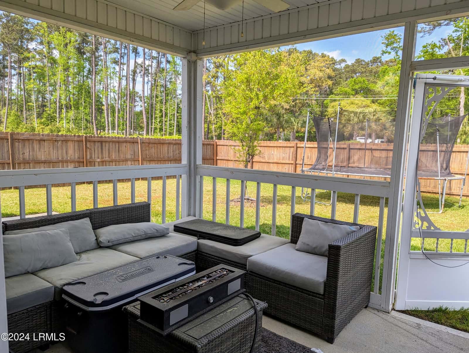 17 Chestnut Street, Beaufort, SC 29906 — photo 3 of 5