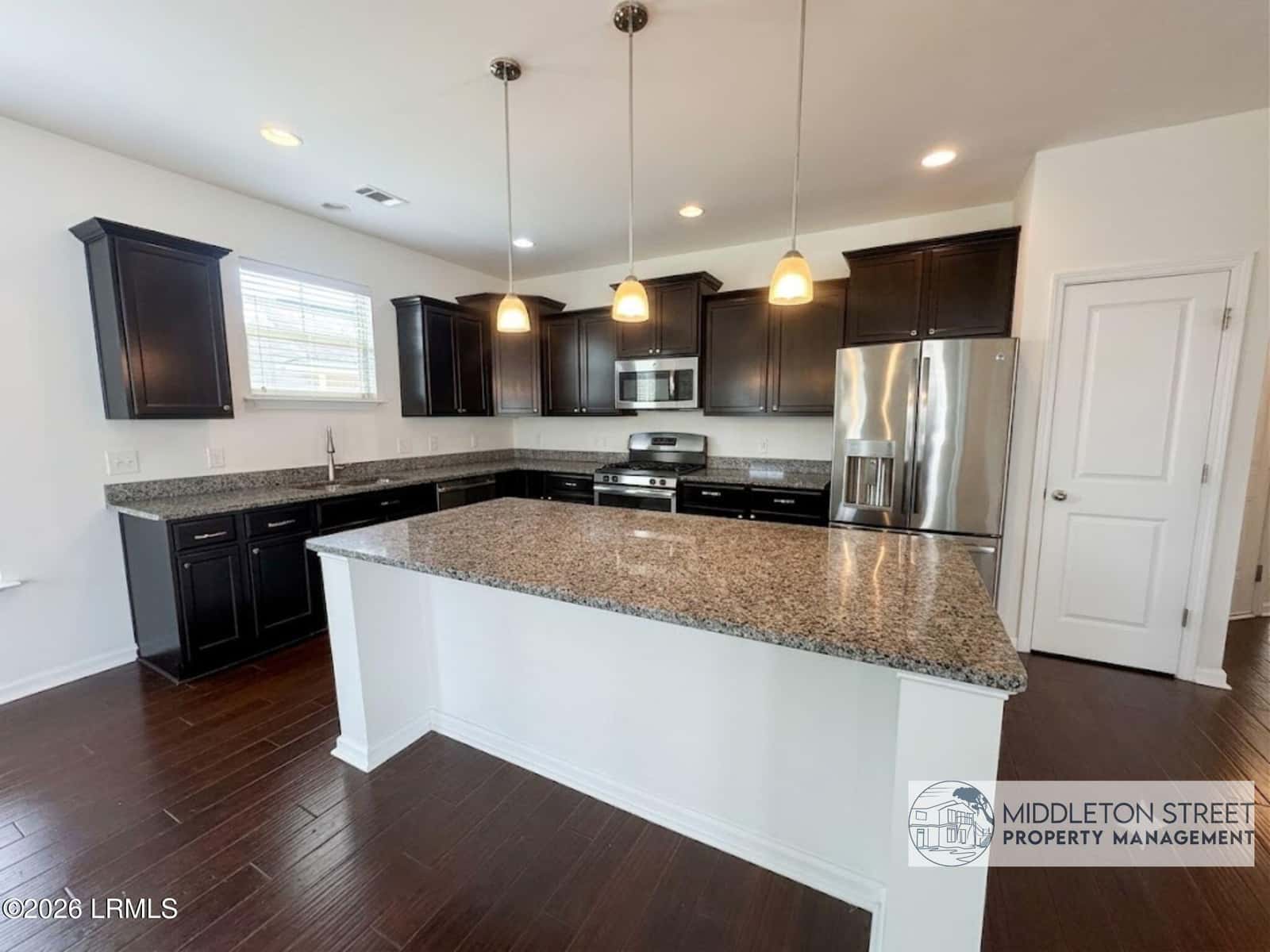 15 Beauregard Court, Beaufort, SC 29902 — photo 6 of 38