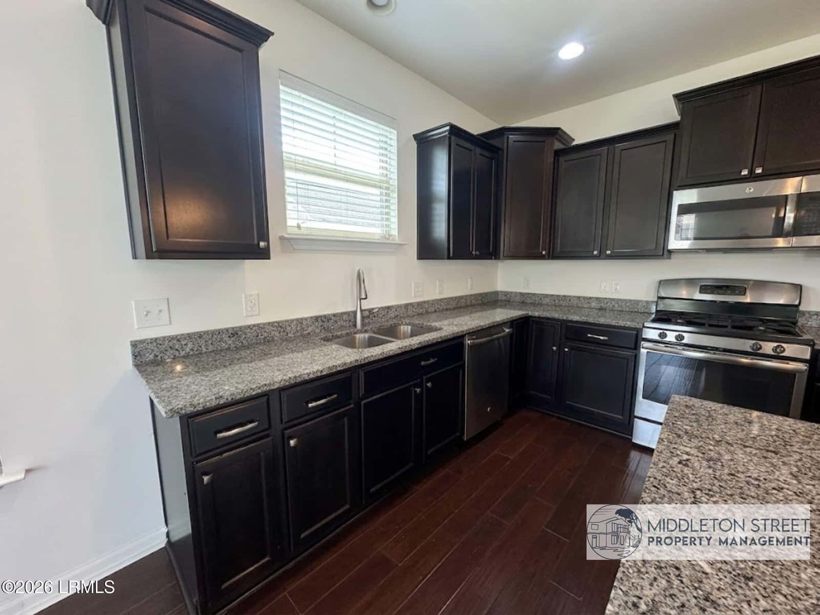 15 Beauregard Court, Beaufort, SC 29902 — photo 9 of 38