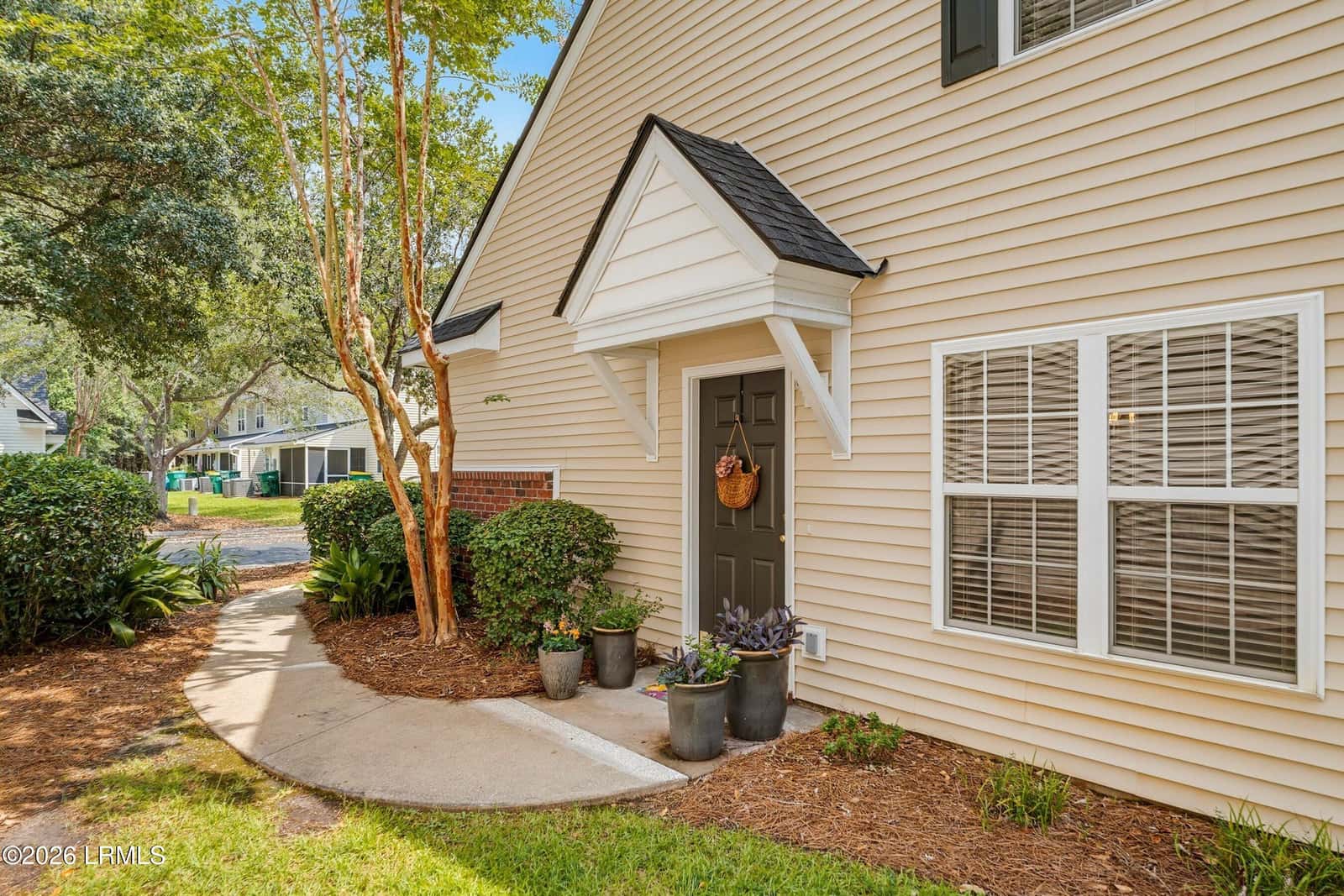 331 East Avenue, Bluffton, SC 29910 — photo 9 of 49