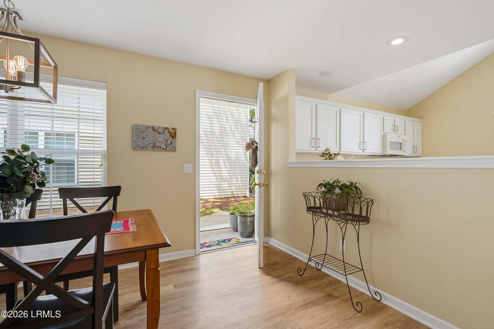 331 East Avenue, Bluffton, SC 29910 — photo 10 of 49