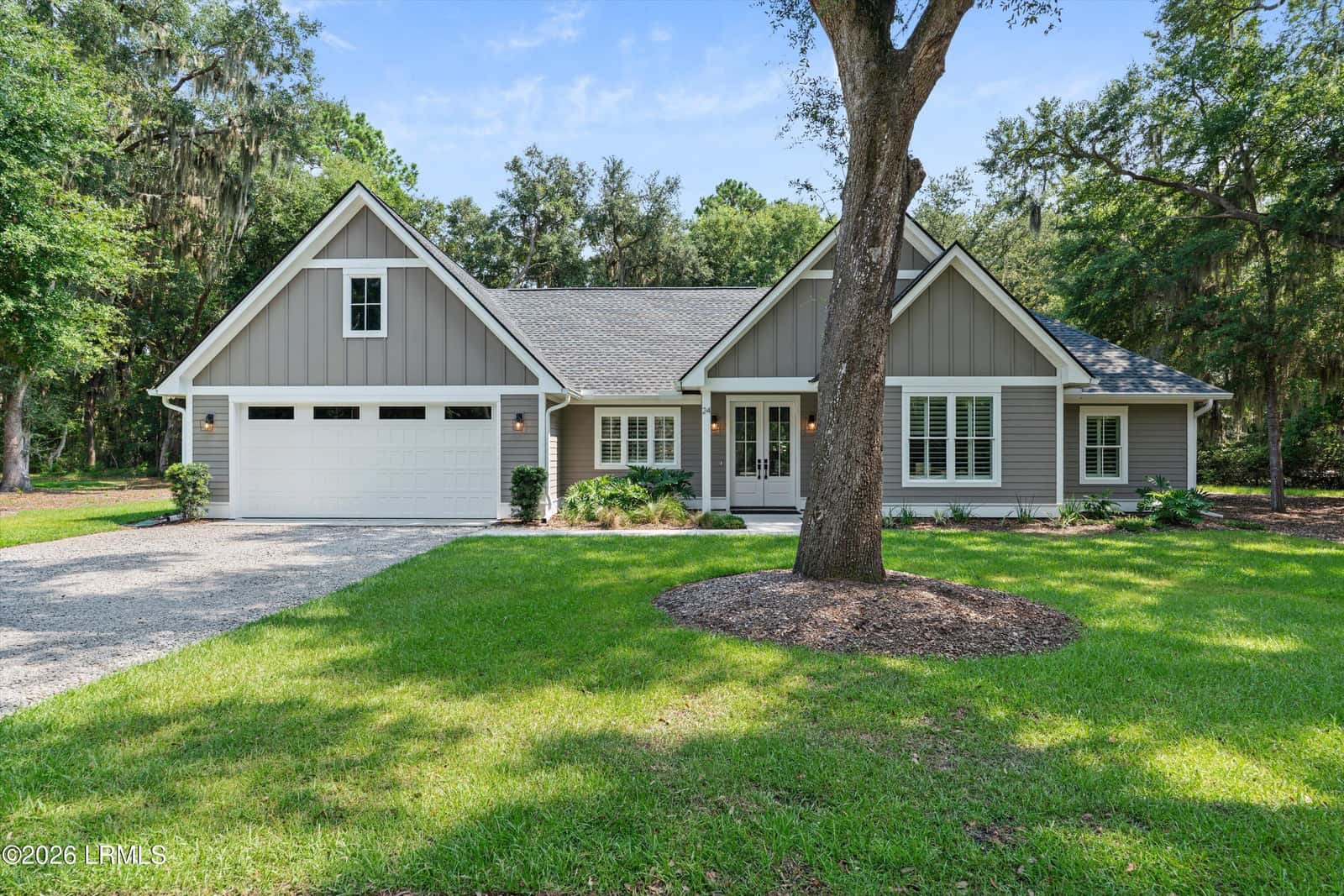 24 Alumni Road, Beaufort, SC 29907 — photo 12 of 45
