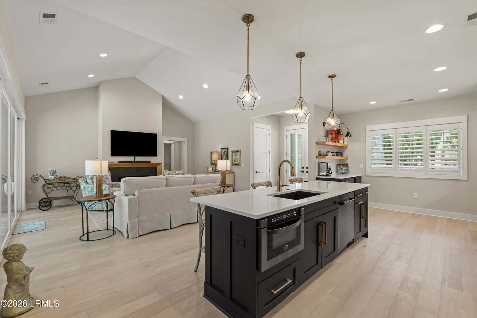 24 Alumni Road, Beaufort, SC 29907 — photo 19 of 45