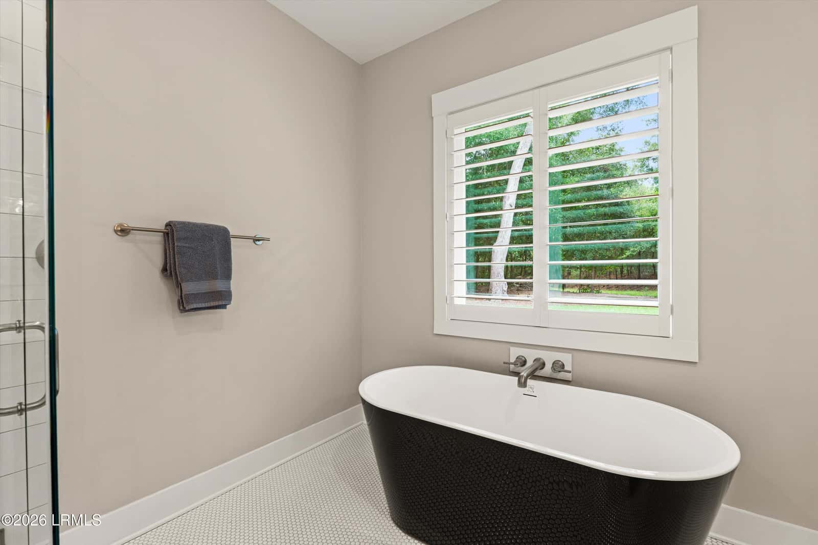 24 Alumni Road, Beaufort, SC 29907 — photo 31 of 45