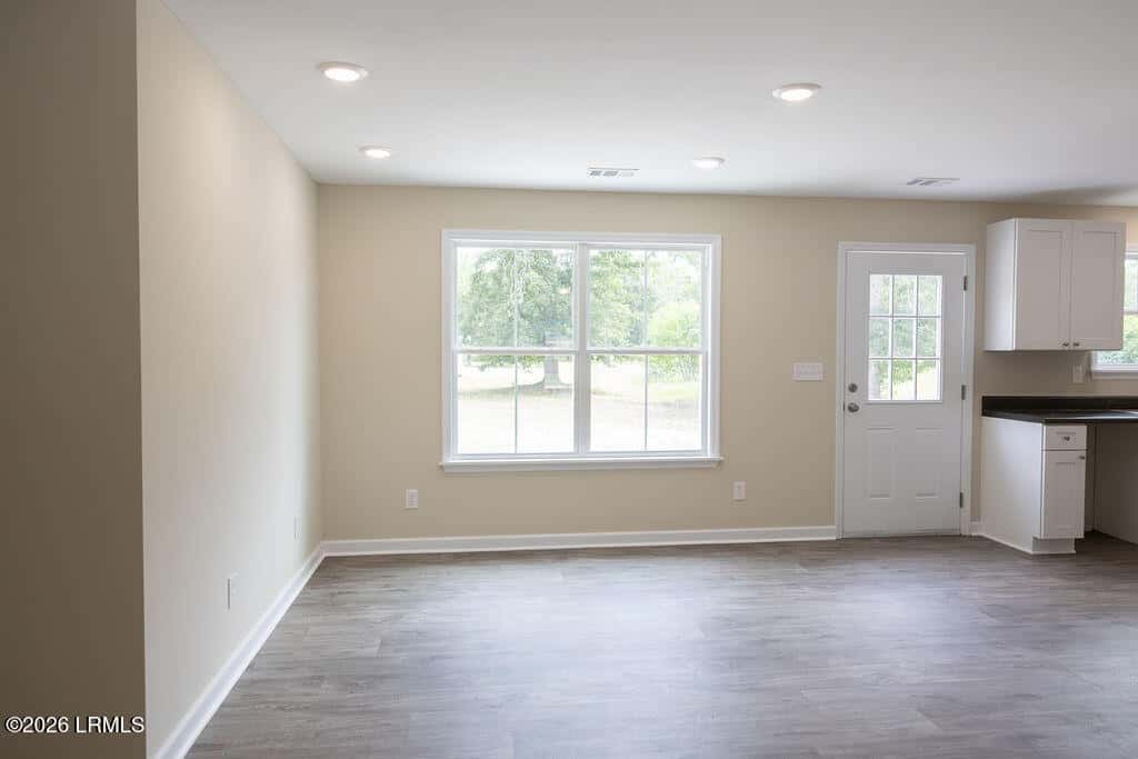 310 Kathy Avenue, Hampton, SC 29924 — photo 5 of 64