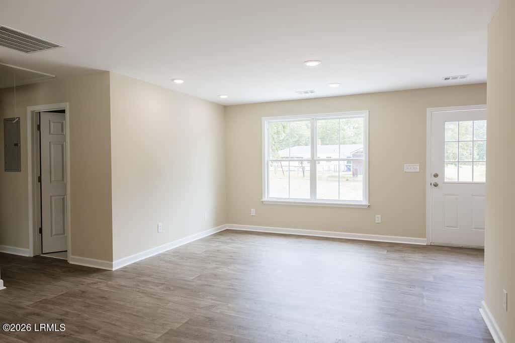 310 Kathy Avenue, Hampton, SC 29924 — photo 6 of 64
