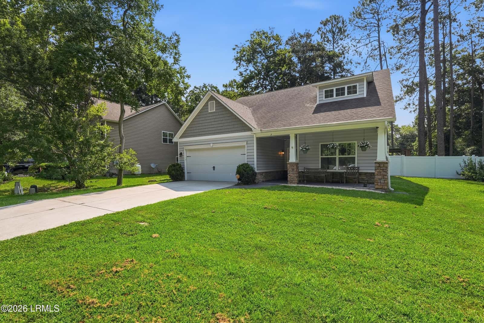 3 St James Circle, Beaufort, SC 29907 — photo 2 of 40