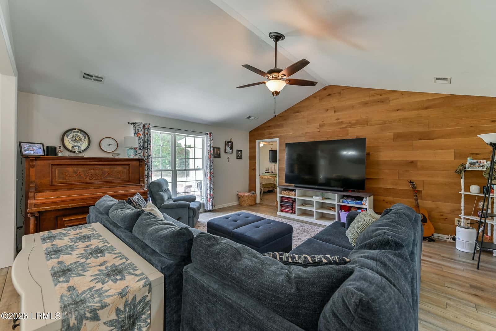 495 Sams Point Road, Beaufort, SC 29907 — photo 8 of 40