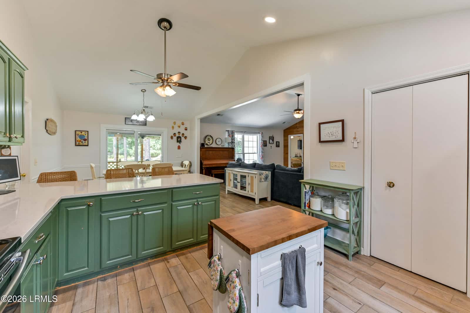 495 Sams Point Road, Beaufort, SC 29907 — photo 15 of 40
