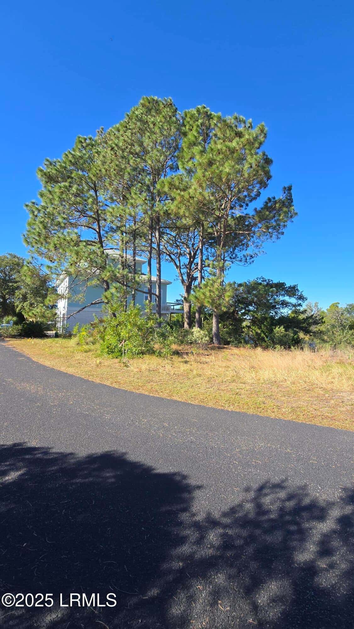 121 Harbour Key Drive, Fripp Island, SC 29920 — photo 12 of 35