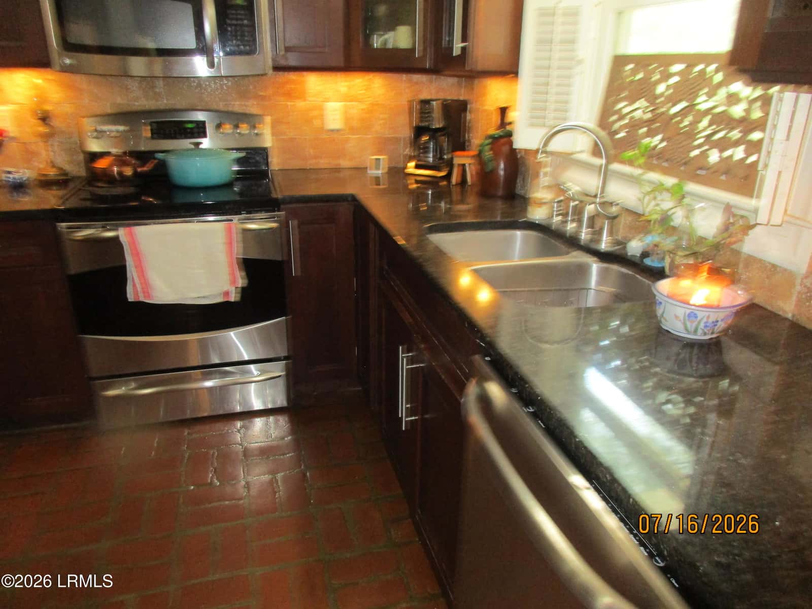 383 W Carolina Avenue, Varnville, SC 29944 — photo 12 of 36