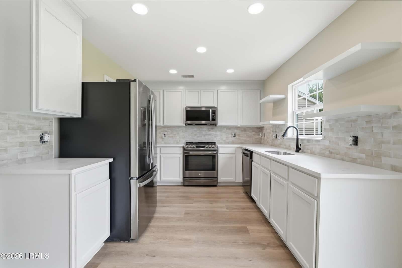 75 Shadow Moss Drive, Port Royal, SC 29906 — photo 10 of 38