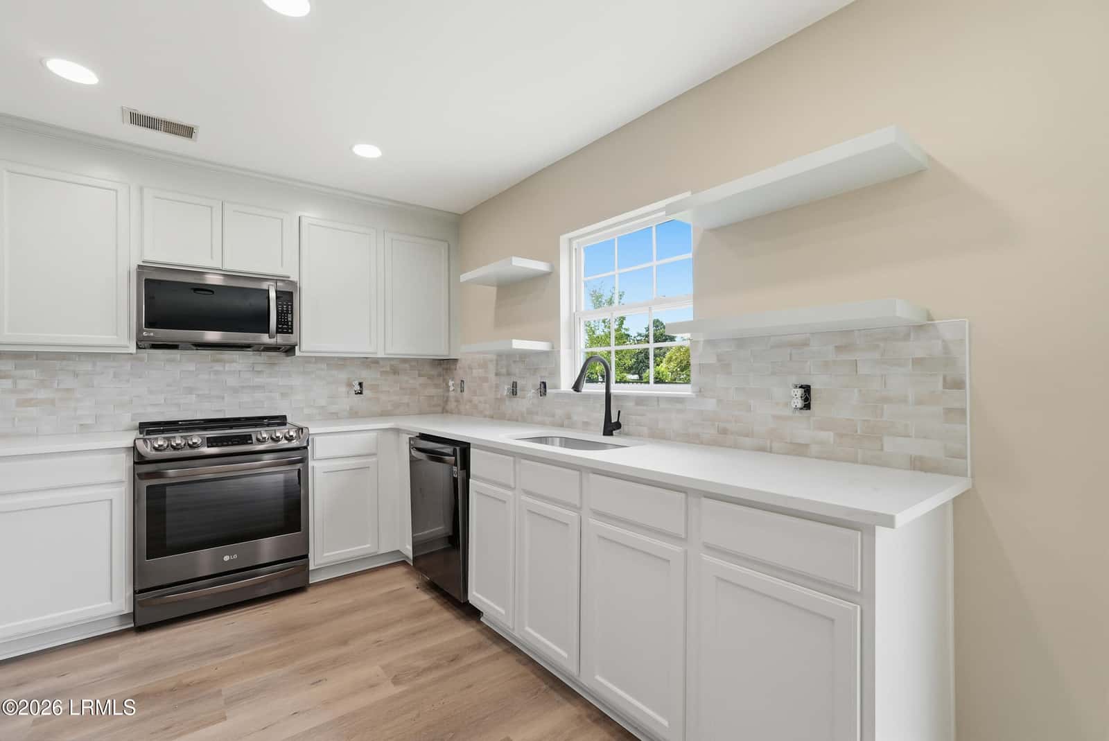 75 Shadow Moss Drive, Port Royal, SC 29906 — photo 12 of 38