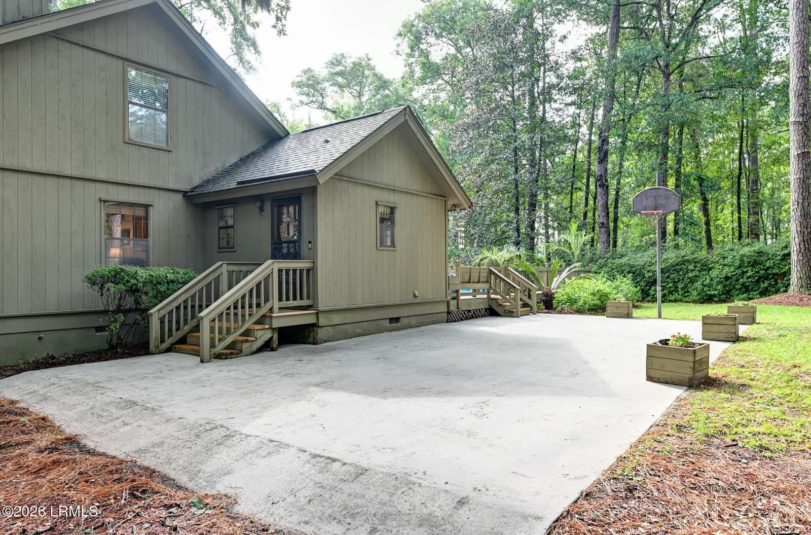 1196 Old House Road, Ridgeland, SC 29936 — photo 8 of 33