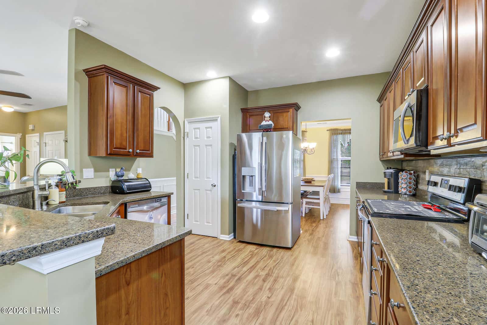 112 Oakesdale Drive, Bluffton, SC 29909 — photo 8 of 40