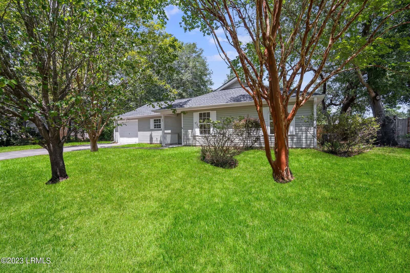 7 Grandiflora Lane, Beaufort, SC 29907 — photo 2 of 23