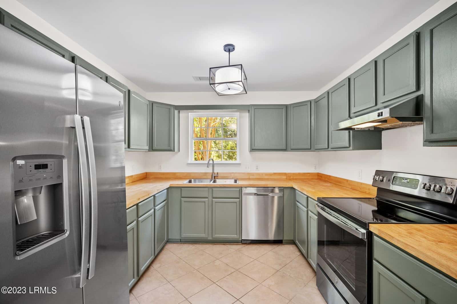 7 Grandiflora Lane, Beaufort, SC 29907 — photo 10 of 23