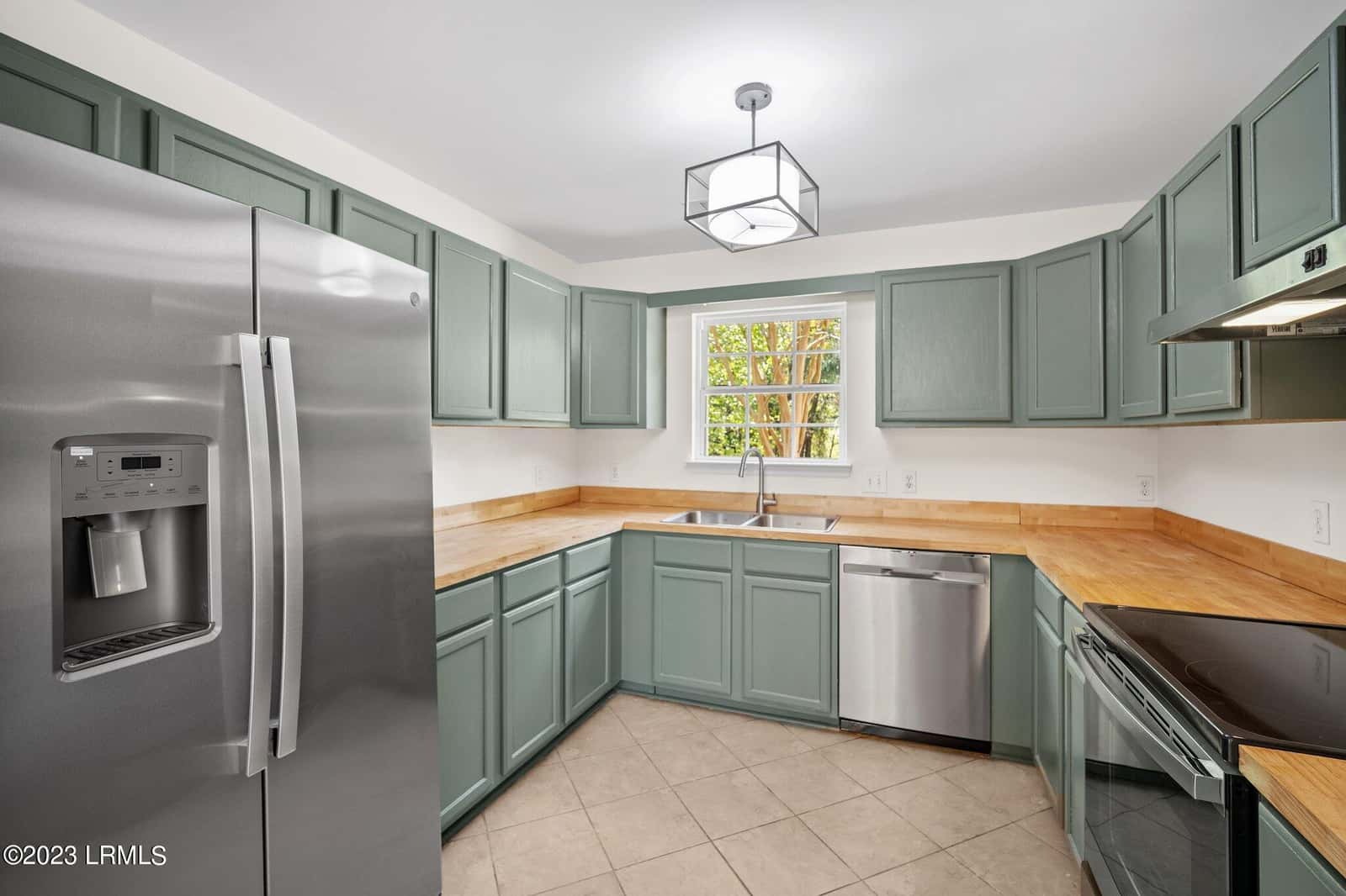 7 Grandiflora Lane, Beaufort, SC 29907 — photo 12 of 23