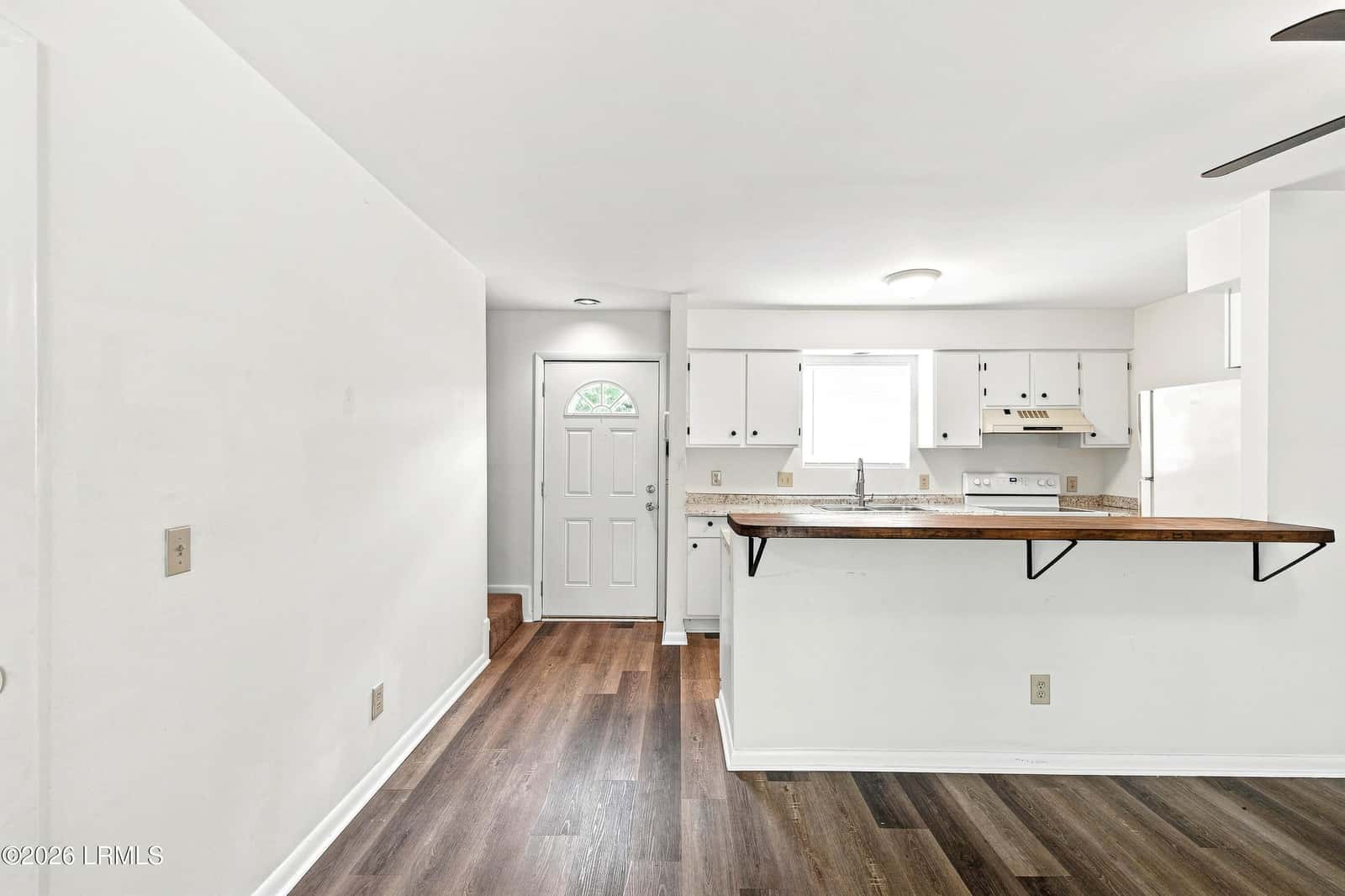 900 Brotherhood J3, Beaufort, SC 29902 — photo 3 of 27