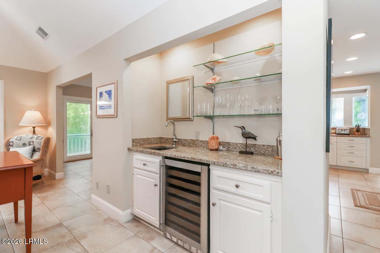16 Sandhill Crane Road, Hilton Head Island, SC 29928 — photo 3 of 32