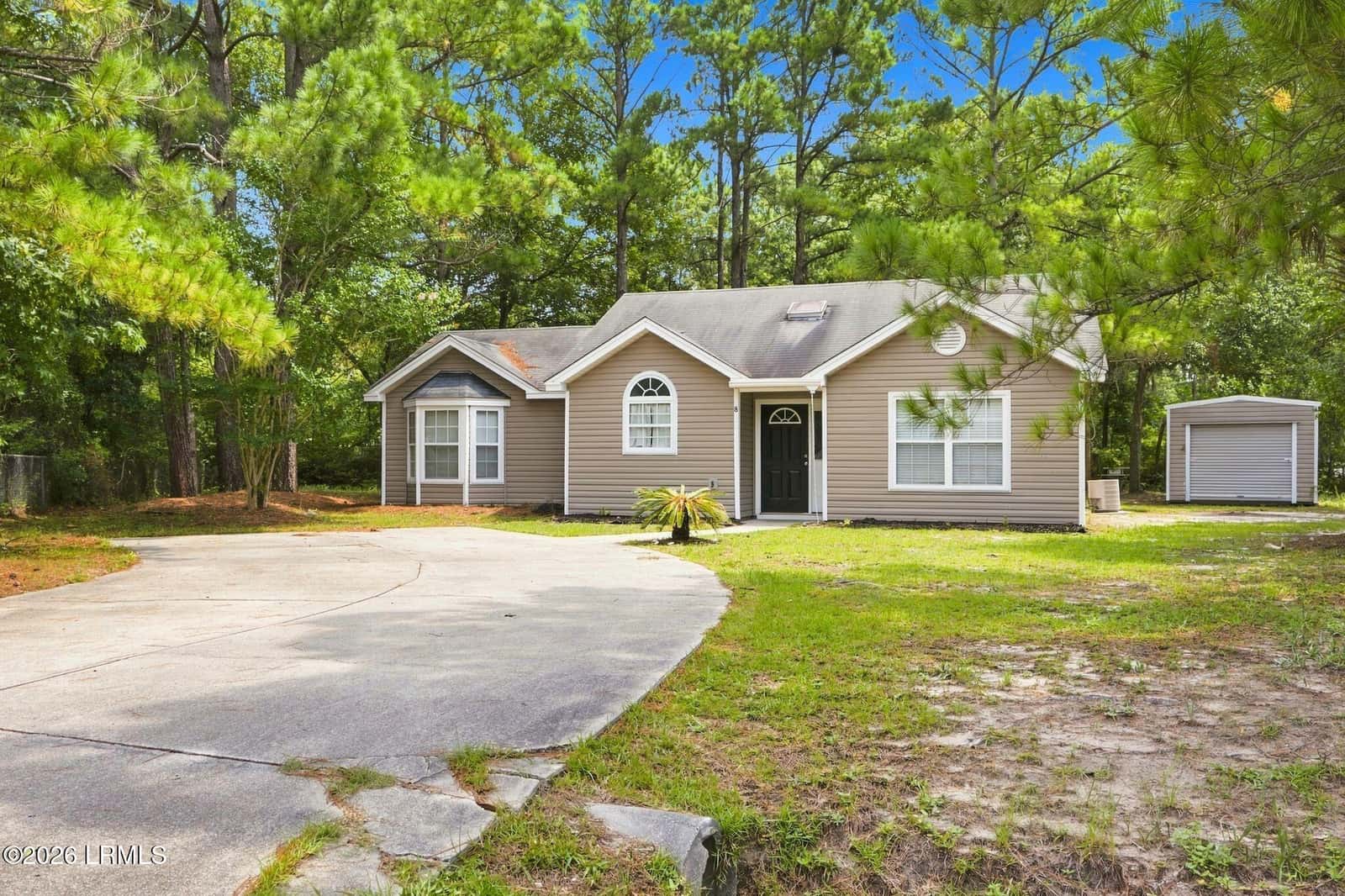 8 Star Magnolia Drive, Beaufort, SC 29907 — photo 2 of 31