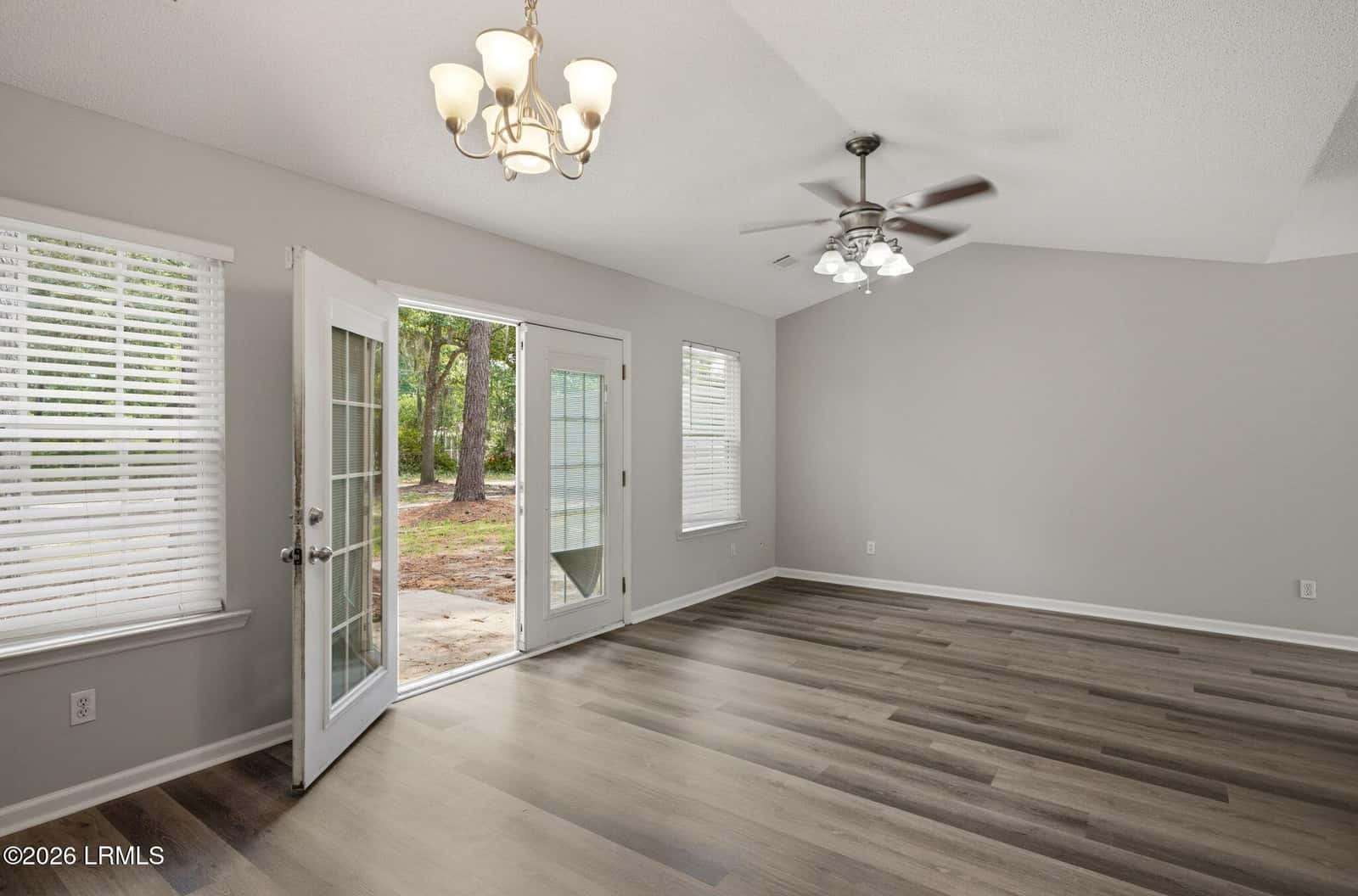 8 Star Magnolia Drive, Beaufort, SC 29907 — photo 8 of 31