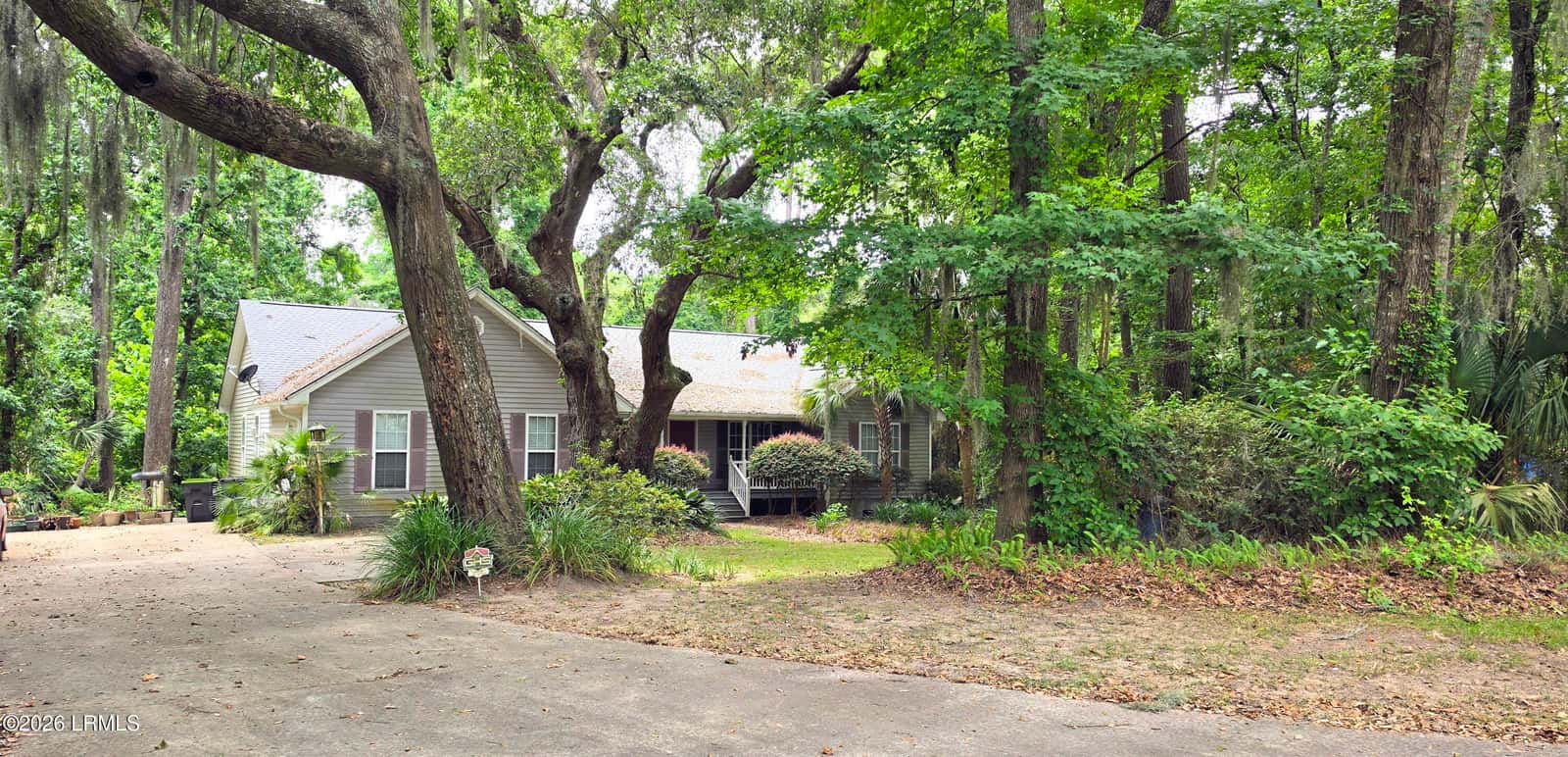 209 Stuart Town Road, Beaufort, SC 29902 — photo 1 of 1