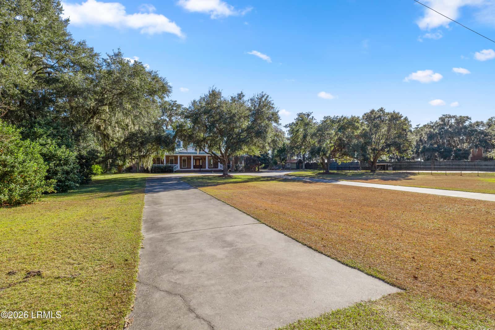 136 Retreat Plantation, Beaufort, SC 29902 — photo 3 of 54