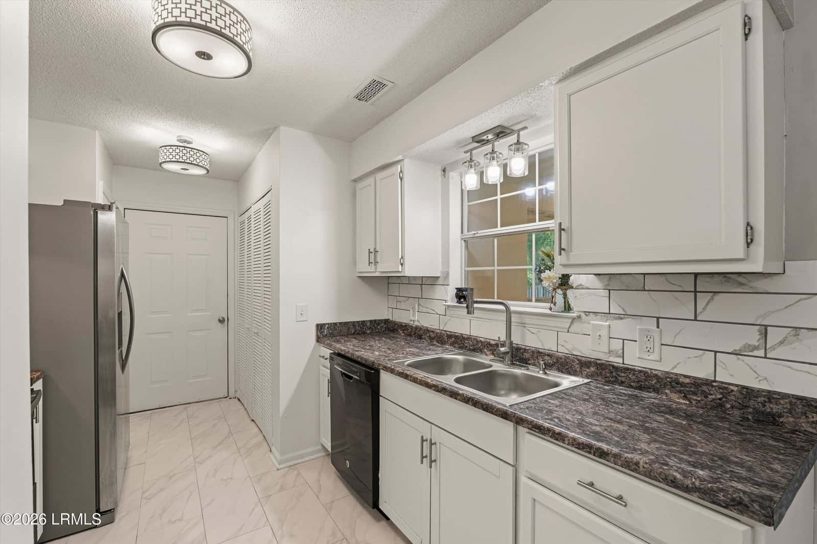11 Lisbon Way, Beaufort, SC 29907 — photo 6 of 28