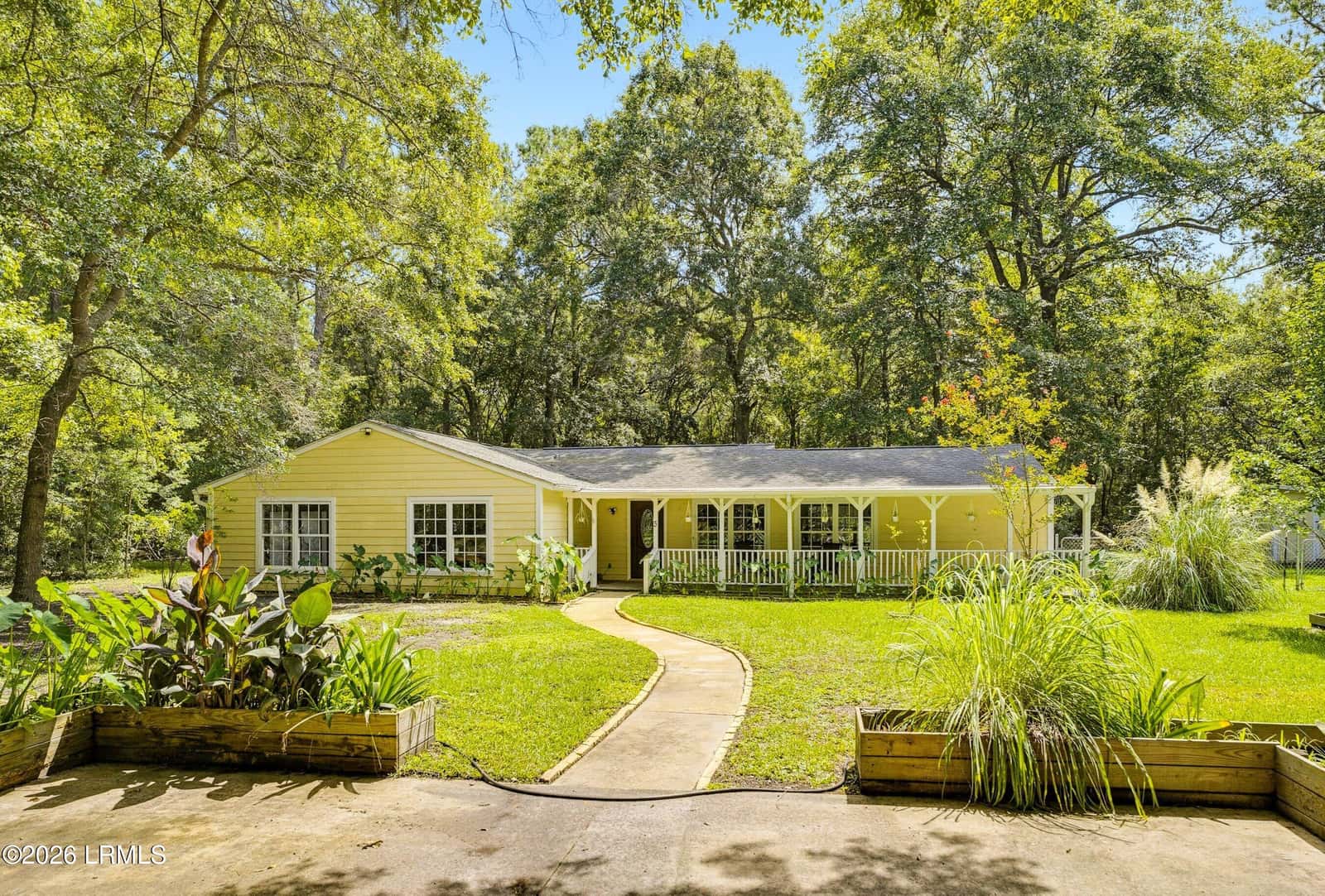 3 Milton Way, Beaufort, SC 29907 — photo 1 of 49
