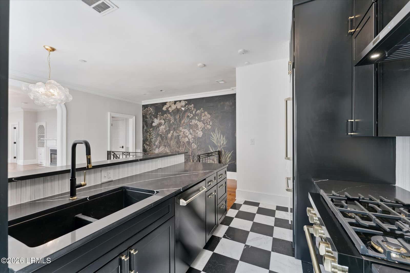 24 E Liberty Street 73, Savannah, GA 31401 — photo 7 of 25