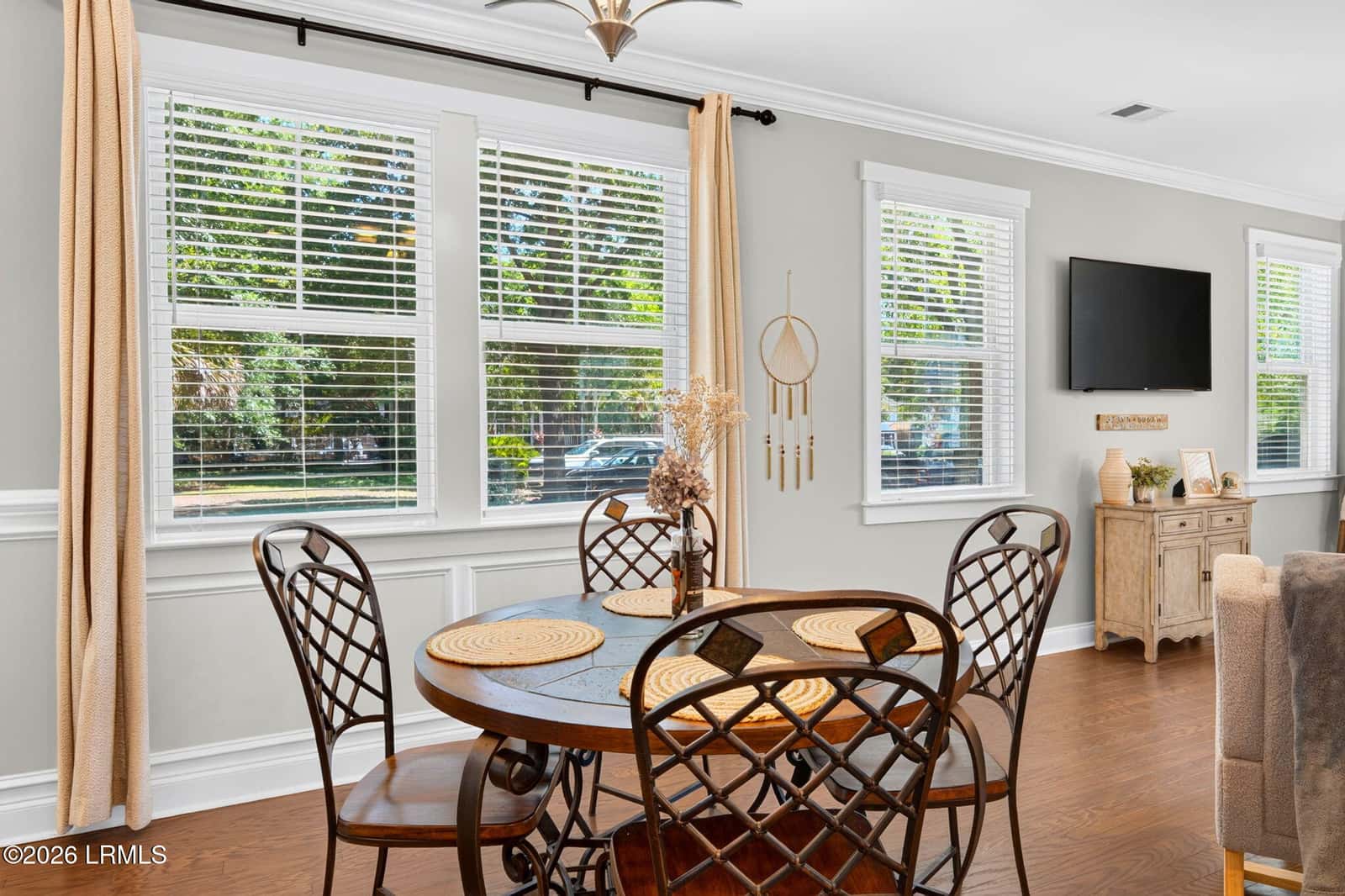300 Coquinas, Beaufort, SC 29906 — photo 14 of 55