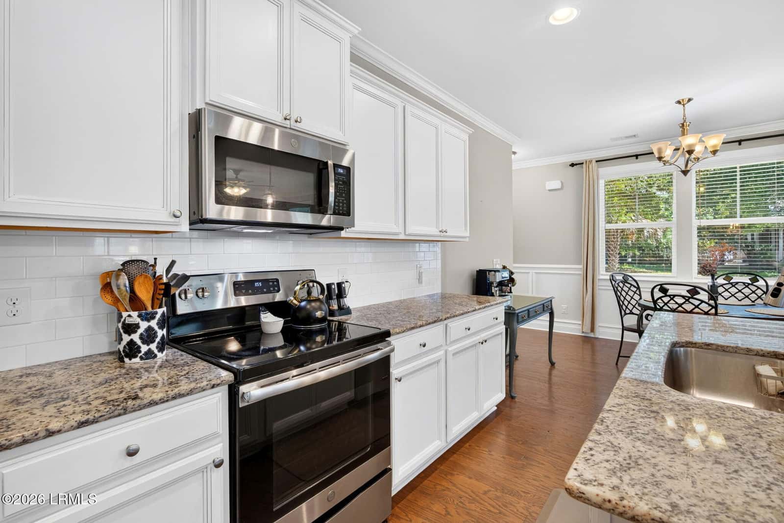 300 Coquinas, Beaufort, SC 29906 — photo 17 of 55