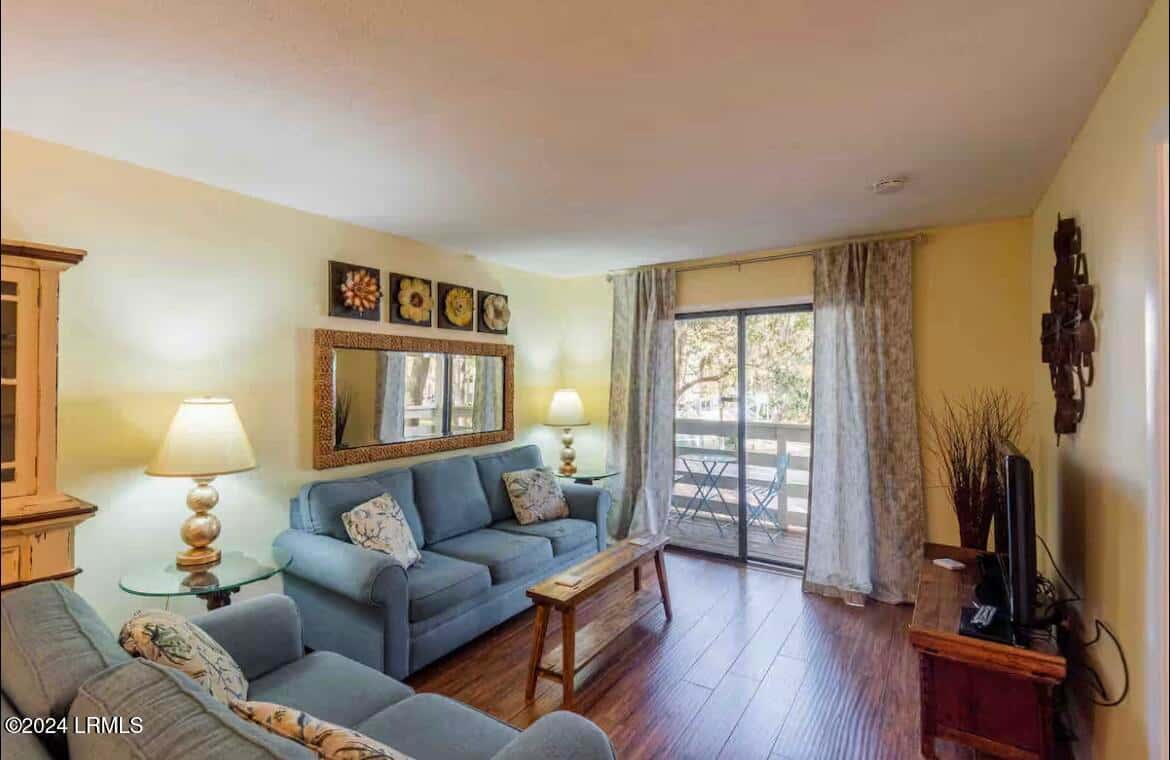 45 Folly Field Road 13e, Hilton Head Island, SC 29928 — photo 3 of 23