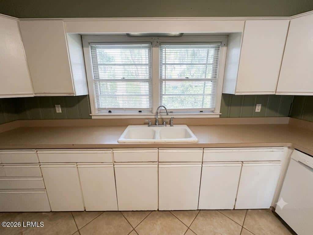 500 Pilot Street, Beaufort, SC 29902 — photo 9 of 32