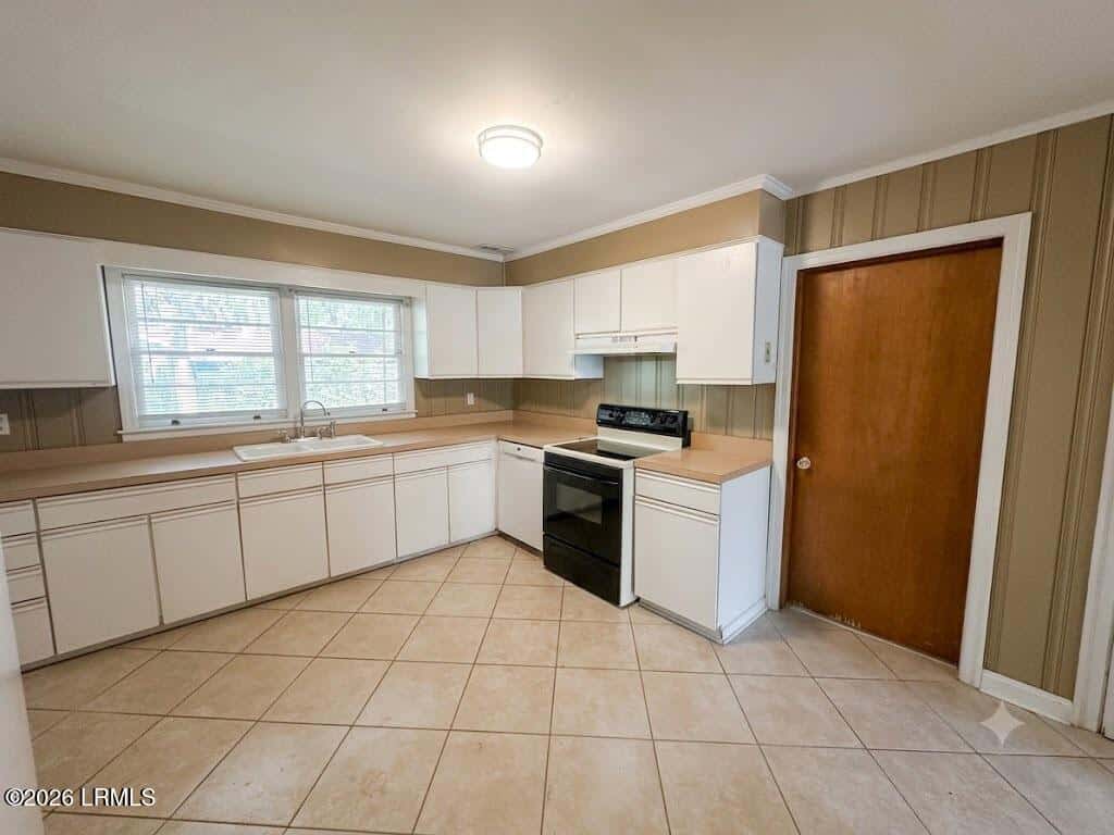 500 Pilot Street, Beaufort, SC 29902 — photo 12 of 32