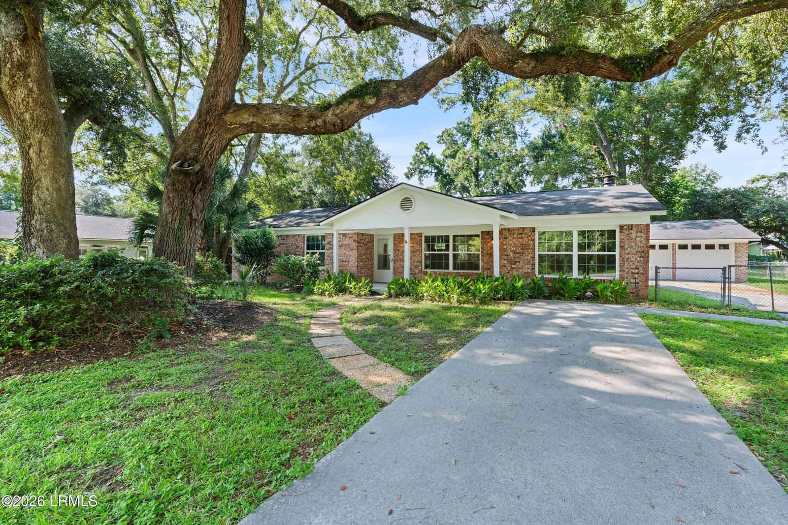 4027 Shell Point Road, Beaufort, SC 29906 — photo 4 of 44